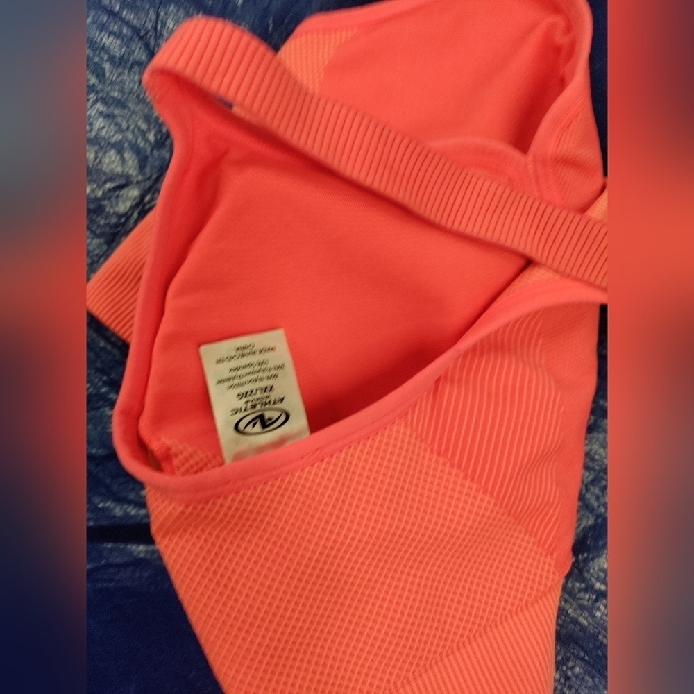 Active Bra - Picture 2 of 5